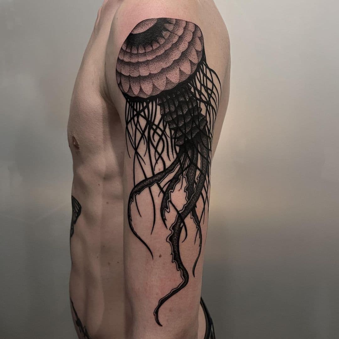 Tatuaggio blackwork Babydrop