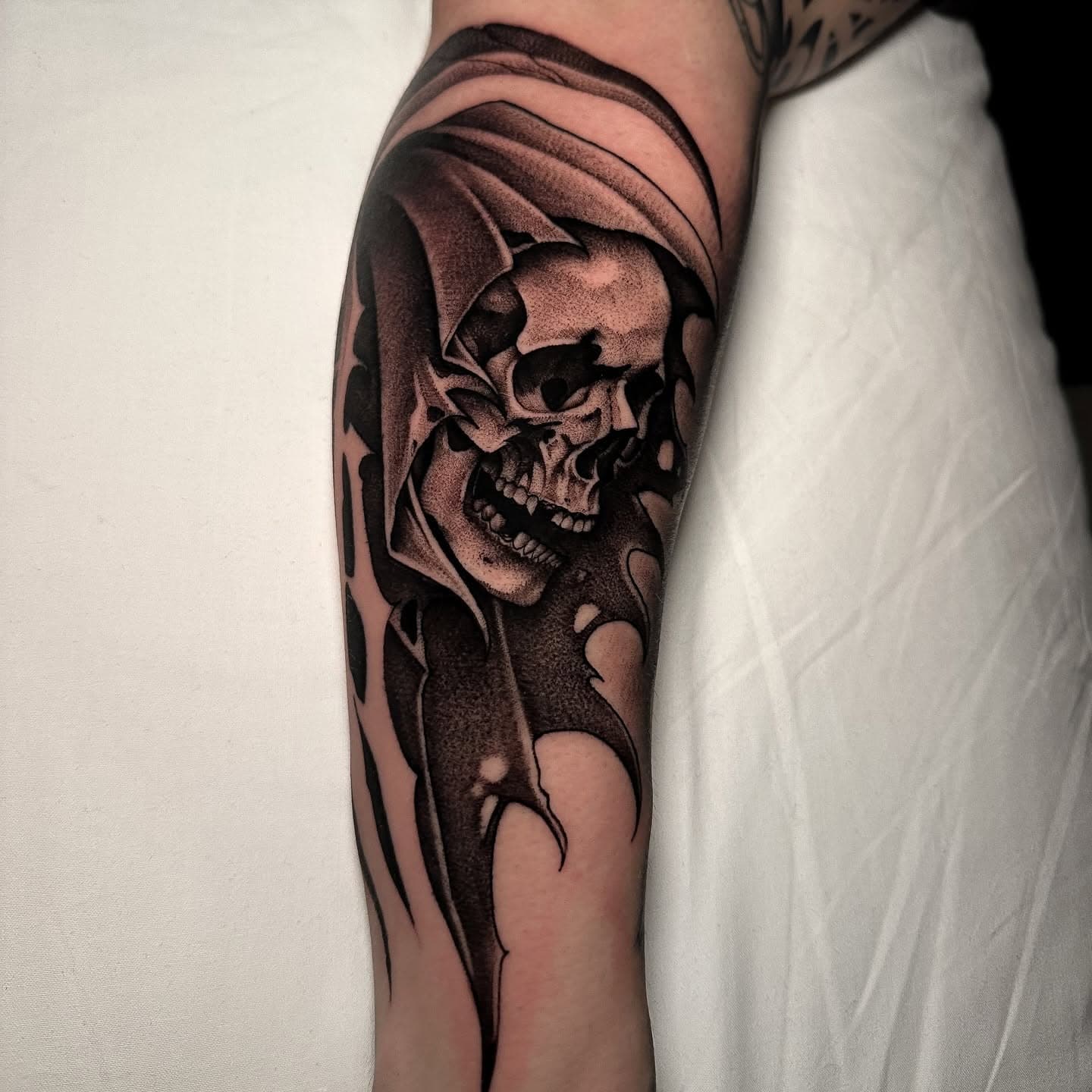 Tatuaggio blackwork Babydrop